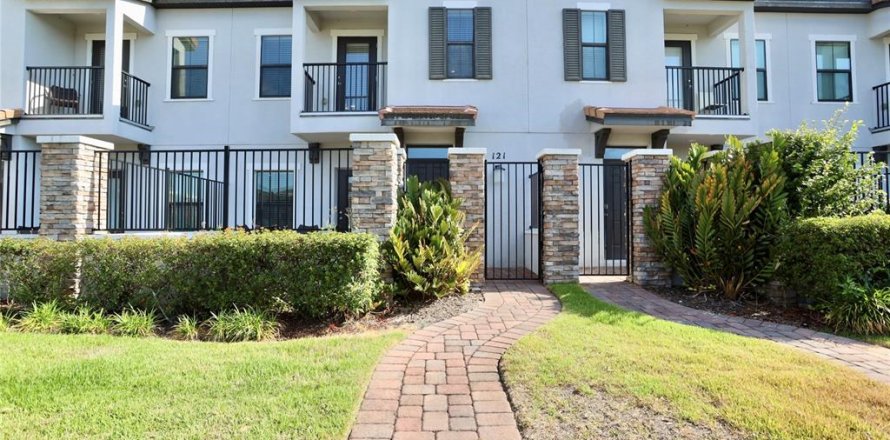 Townhouse in Haines City, Florida 2 bedrooms, 133.41 sq.m. № 1841661