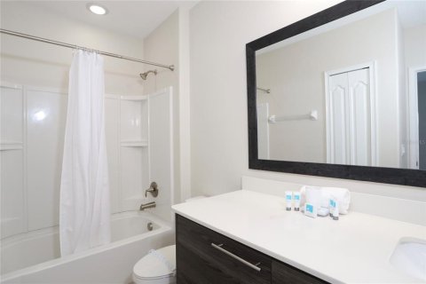 Townhouse in Haines City, Florida 2 bedrooms, 133.41 sq.m. № 1841661 - photo 18