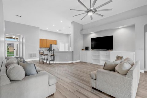 Casa en venta en Wesley Chapel, Florida, 4 dormitorios, 200.85 m2 № 2380964 - foto 10