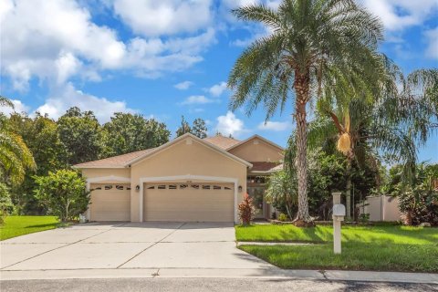 Casa en Wesley Chapel, Florida 4 dormitorios, 200.85 m2 № 2380964
