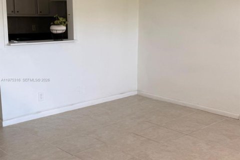 Condominio en alquiler en West Palm Beach, Florida, 1 dormitorio, 52.95 m2 № 2041379 - foto 11