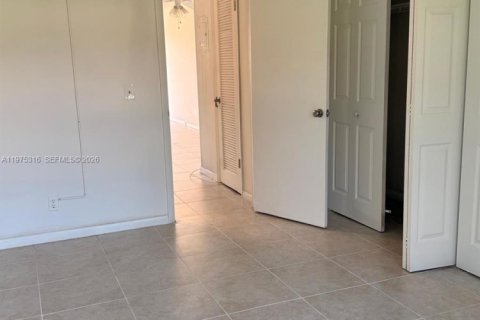 Condominio en alquiler en West Palm Beach, Florida, 1 dormitorio, 52.95 m2 № 2041379 - foto 10