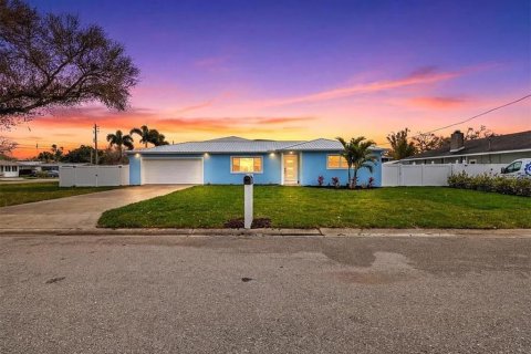 Casa en venta en Palmetto, Florida, 2 dormitorios, 153.29 m2 № 2200327 - foto 5