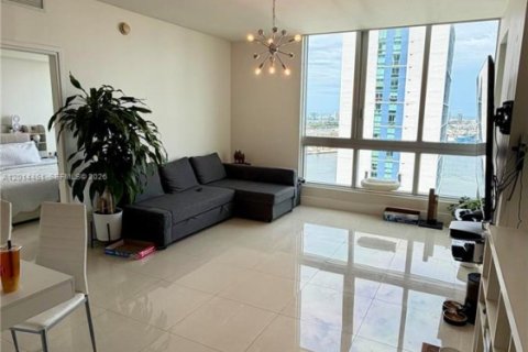 Copropriété à vendre à Miami, Floride: 2 chambres, 93.46 m2 № 2248536 - photo 3