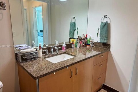 Copropriété à vendre à Miami, Floride: 2 chambres, 93.46 m2 № 2248536 - photo 14