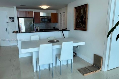 Copropriété à vendre à Miami, Floride: 2 chambres, 93.46 m2 № 2248536 - photo 4