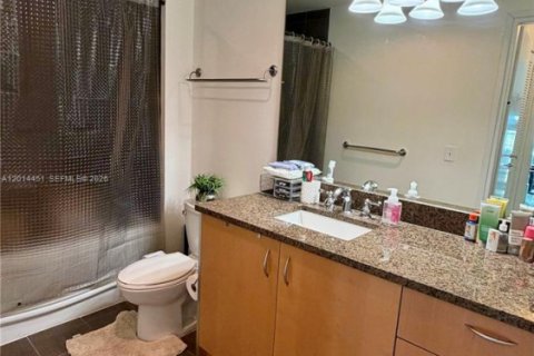 Copropriété à vendre à Miami, Floride: 2 chambres, 93.46 m2 № 2248536 - photo 10