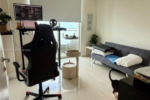 Copropriété à vendre à Miami, Floride: 2 chambres, 93.46 m2 № 2248536 - photo 13