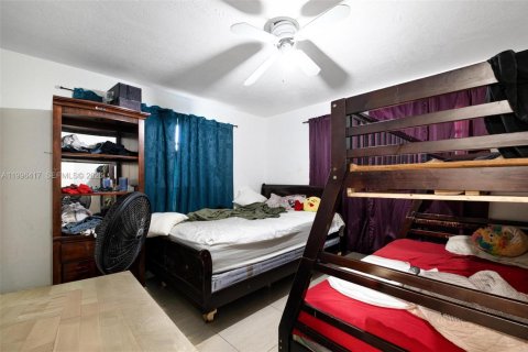 Propiedad comercial en venta en Miami, Florida, 182 m2 № 2154317 - foto 29