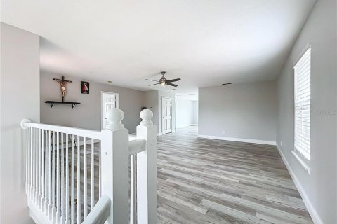 House in Orlando, Florida 4 bedrooms, 268.58 sq.m. № 2102298 - photo 27