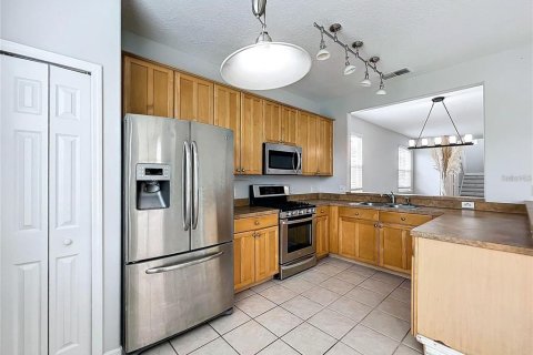 House in Orlando, Florida 4 bedrooms, 268.58 sq.m. № 2102298 - photo 3