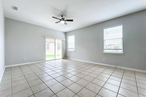 House in Orlando, Florida 4 bedrooms, 268.58 sq.m. № 2102298 - photo 15