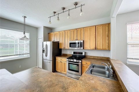 House in Orlando, Florida 4 bedrooms, 268.58 sq.m. № 2102298 - photo 13