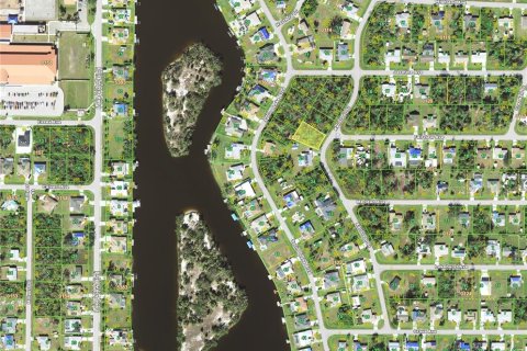 Купить земельный участок в Порт-Шарлотт, Флорида № 2224019 - фото 2