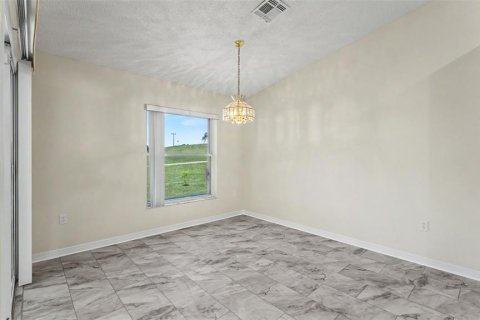 Villa ou maison à vendre à Lakeland, Floride: 3 chambres, 172.52 m2 № 2107372 - photo 17