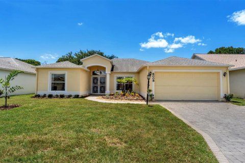 House in Lakeland, Florida 3 bedrooms, 172.52 sq.m. № 2107372