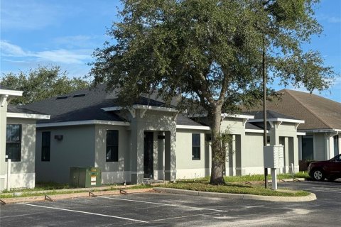 Купить коммерческую недвижимость в Санфорд, Флорида № 1895100 - фото 2