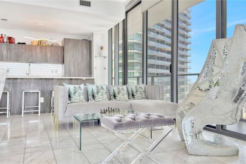 Condominio en venta en Miami, Florida, 3 dormitorios, 153.2 m2 № 1980931 - foto 10