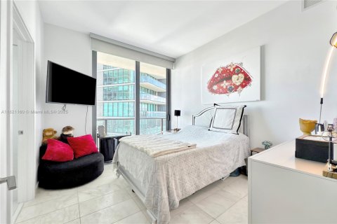 Condominio en venta en Miami, Florida, 3 dormitorios, 153.2 m2 № 1980931 - foto 27