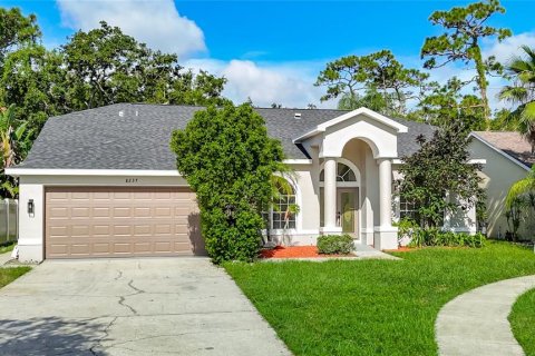 Casa en venta en New Port Richey, Florida, 4 dormitorios, 215.63 m2 № 1911866 - foto 8