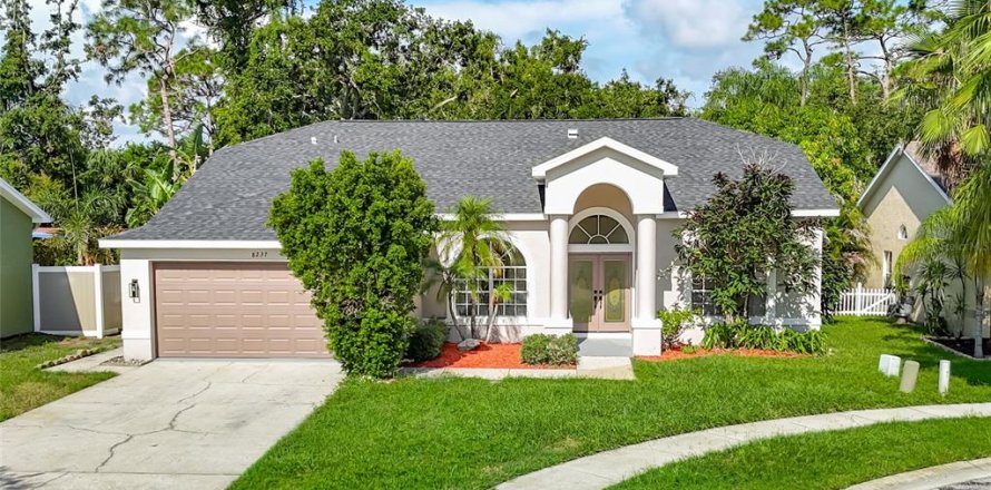 Casa en New Port Richey, Florida 4 dormitorios, 215.63 m2 № 1911866