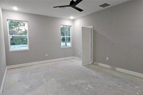 House in Eustis, Florida 4 bedrooms, 247.12 sq.m. № 1851789 - photo 15
