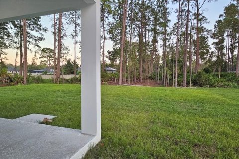 House in Eustis, Florida 4 bedrooms, 247.12 sq.m. № 1851789 - photo 12