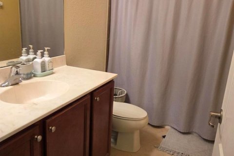 Townhouse in Stuart, Florida 3 bedrooms, 146.32 sq.m. № 2190483 - photo 9