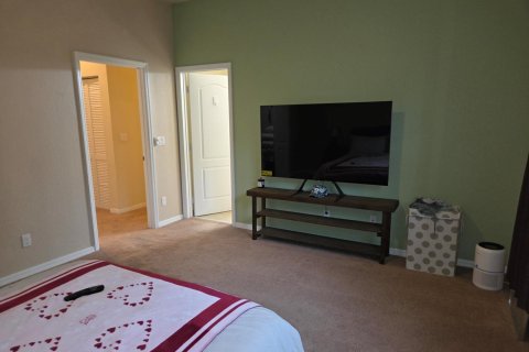 Townhouse in Stuart, Florida 3 bedrooms, 146.32 sq.m. № 2190483 - photo 15
