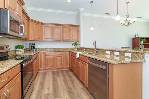 Купить кондоминиум в Венеция, Флорида 8 комнат, 164.9м2, № 2122102 - фото 10