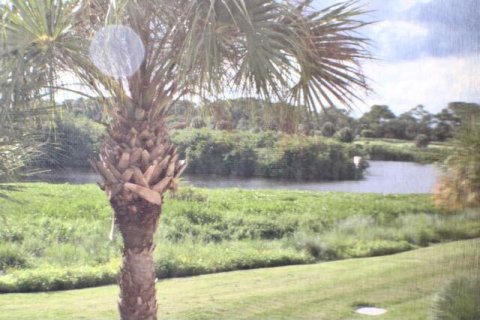 Townhouse in Palm City, Florida 3 bedrooms, 255.48 sq.m. № 2315528 - photo 24