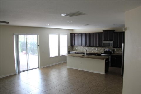 Casa en alquiler en Orlando, Florida, 4 dormitorios, 288.28 m2 № 1865866 - foto 5