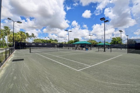 Casa en venta en Lake Worth, Florida, 3 dormitorios, 229.56 m2 № 998616 - foto 1