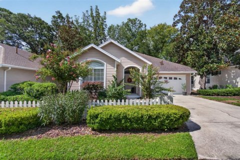 Casa en Gainesville, Florida 3 dormitorios, 186.92 m2 № 2380513