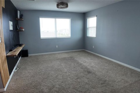 House in Kissimmee, Florida 4 bedrooms, 256.78 sq.m. № 2258662 - photo 12