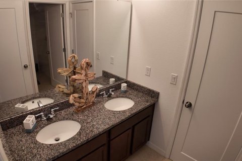 House in Kissimmee, Florida 4 bedrooms, 256.78 sq.m. № 2258662 - photo 18