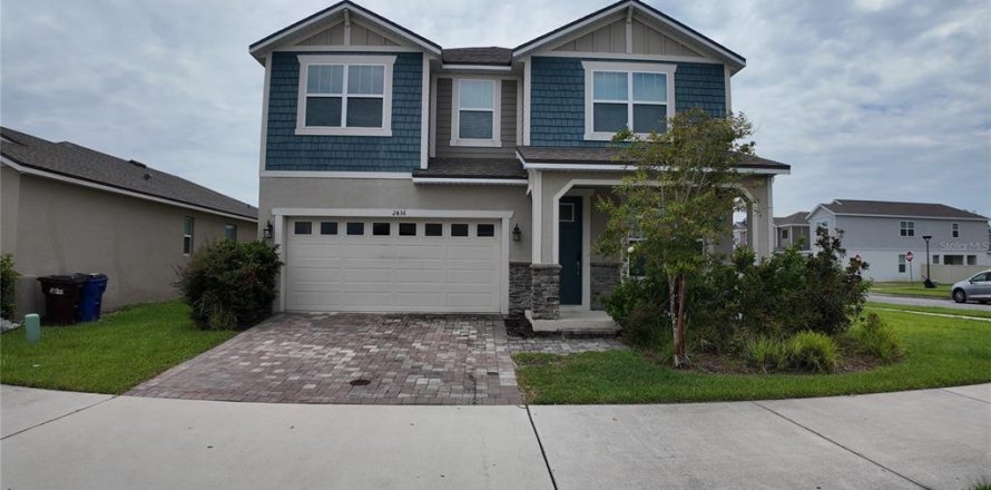 House in Kissimmee, Florida 4 bedrooms, 256.78 sq.m. № 2258662