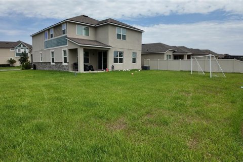 House in Kissimmee, Florida 4 bedrooms, 256.78 sq.m. № 2258662 - photo 3
