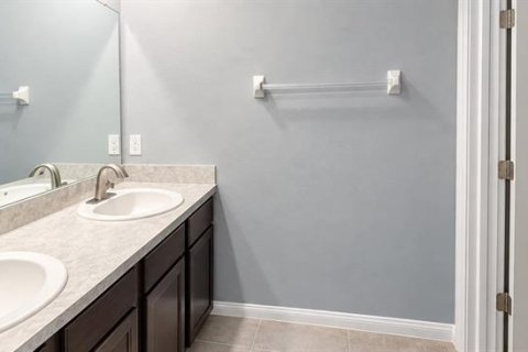 Casa en venta en Palmetto, Florida, 5 dormitorios, 243.03 m2 № 2342467 - foto 8