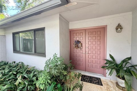 Casa en Gainesville, Florida 4 dormitorios, 170.48 m2 № 2369215