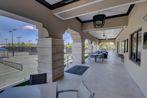 Casa en alquiler en Delray Beach, Florida, 5 dormitorios, 444.35 m2 № 1163253 - foto 1