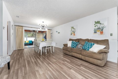 Villa ou maison à vendre à Dunnellon, Floride: 2 chambres, 116.03 m2 № 2206818 - photo 11