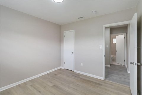 House in Orlando, Florida 3 bedrooms, 93.65 sq.m. № 1816599 - photo 17
