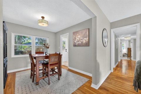 Casa en venta en Orlando, Florida, 3 dormitorios, 182.65 m2 № 1907713 - foto 19