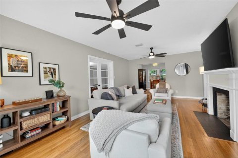 Casa en venta en Orlando, Florida, 3 dormitorios, 182.65 m2 № 1907713 - foto 7