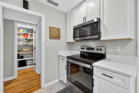 Casa en venta en Orlando, Florida, 3 dormitorios, 182.65 m2 № 1907713 - foto 25