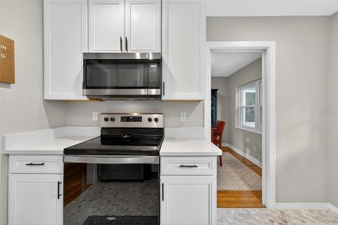 Casa en venta en Orlando, Florida, 3 dormitorios, 182.65 m2 № 1907713 - foto 24