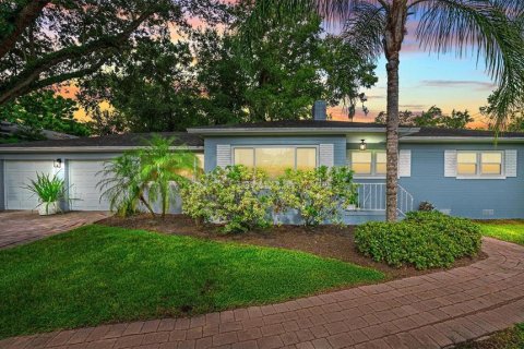 Casa en venta en Orlando, Florida, 3 dormitorios, 182.65 m2 № 1907713 - foto 1