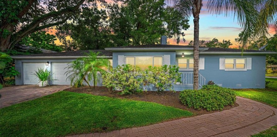 Casa en Orlando, Florida 3 dormitorios, 182.65 m2 № 1907713