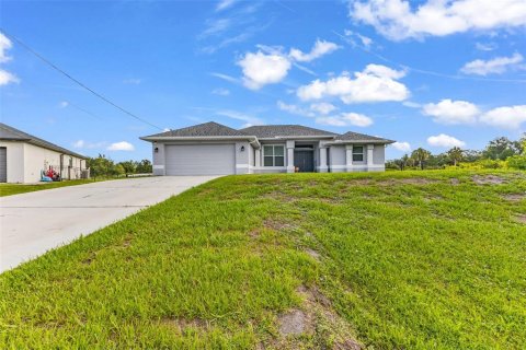 Casa en venta en North Port, Florida, 3 dormitorios, 167.04 m2 № 2220270 - foto 2
